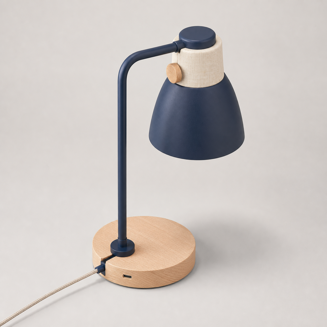 TEST NORD stona LED lampa — detalj materijala