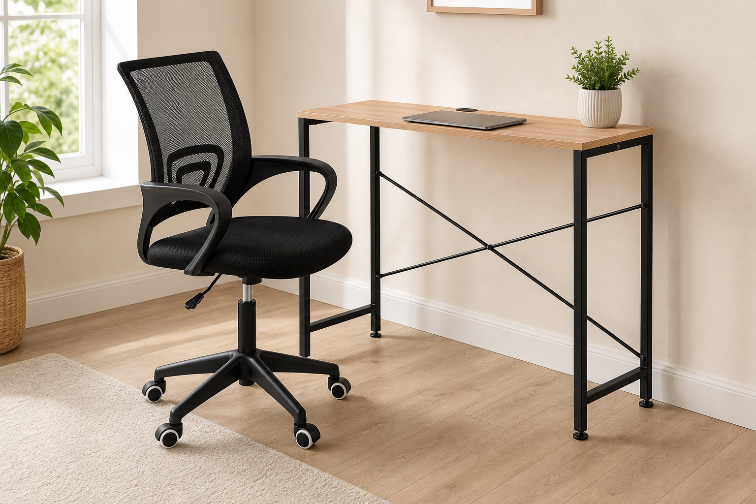 Kompjuter sto LOFT