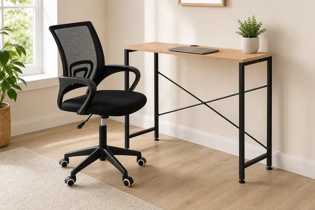 Kompjuter sto LOFT